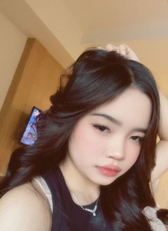 Clara - escort in Bali Photo 2 of 5