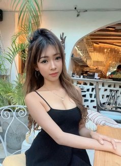 Clara - escort in Bali Photo 2 of 5