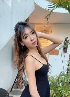 Clara - escort in Bali Photo 5 of 5