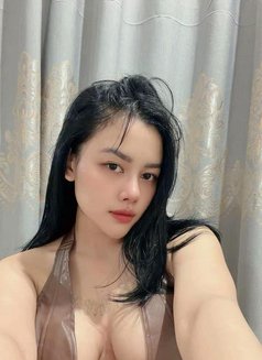 Clara - escort in Bali Photo 3 of 6