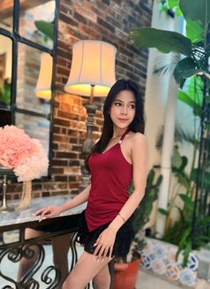 Clara - puta in Bali Photo 1 of 12