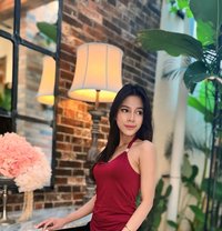 Clara - escort in Bali