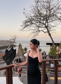 Clara - companion in Bali Photo 2 of 7