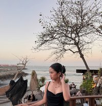 Clara - companion in Bali