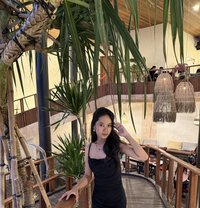 Clara - companion in Bali Photo 3 of 7