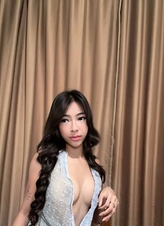 Clara - escort in Bali Photo 1 of 10