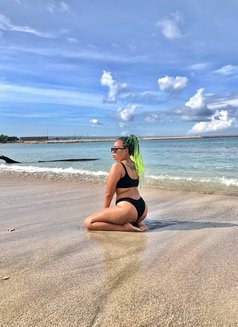 Clara - escort in Hanoi Photo 1 of 4