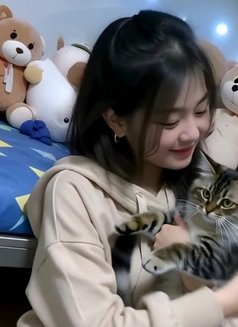 Clara - escort in Jakarta Photo 2 of 5