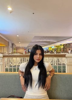Clara - escort in Bali Photo 3 of 6