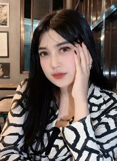 Clara - escort in Surabaya Photo 7 of 7