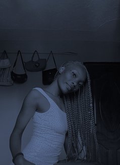 Clara - puta in Nairobi Photo 4 of 4