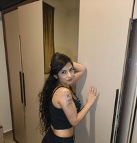 Clara - escort in Beirut