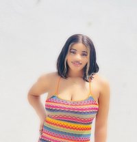 Clara - escort in Muscat