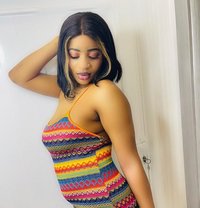 Clara - escort in Muscat