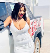 Clara - escort in Muscat