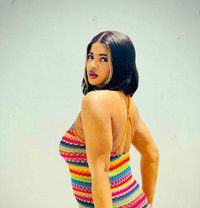 Clara - escort in Muscat