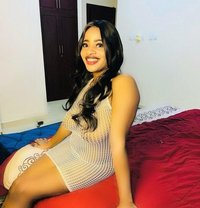 Clara - escort in Muscat
