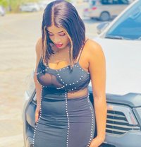 Clara - escort in Muscat