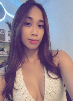 Clara Smith - Transsexual escort in Manila Photo 2 of 3