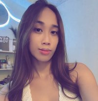 Clara Smith - Transsexual escort in Manila