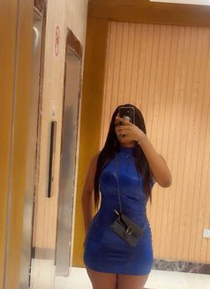 Clara - escort in Al Manama Photo 3 of 8