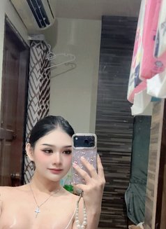 Clara - Transsexual escort in Pattaya Photo 2 of 6