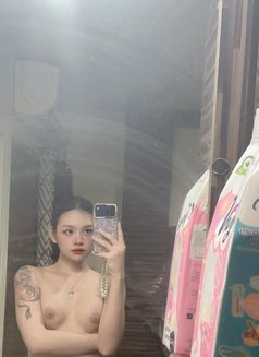 Clara - Transsexual escort in Pattaya Photo 5 of 6