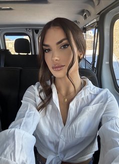 Clara; THE MOST FEMENINE TS - Acompañantes transexual in Athens Photo 16 of 23