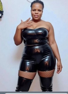 Clara - puta in Visakhapatnam Photo 3 of 3