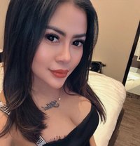 Clarisa - escort in Singapore