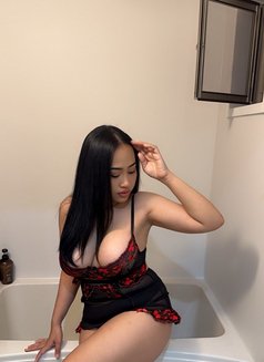 Clarissa - escort in Pattaya Photo 12 of 13