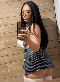 Clarissa - escort in Bangkok Photo 11 of 15