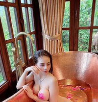 I am Clarissa Fancy & Exclusive Girl - puta in Bali