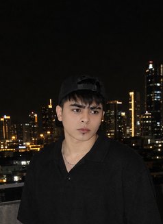 Clark James - Male escort in Manila Photo 7 of 7