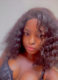 Classic Nell - escort in New Delhi Photo 3 of 4