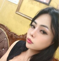 Classy Ana - Transsexual escort in New Delhi