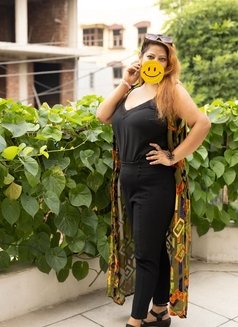 Classy and Highly Sophisticated Woman 32 - escort in Noida Photo 6 of 6