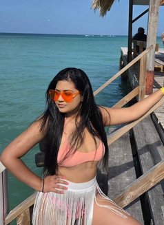 Classy and Queen Monica - escort in Tel Aviv Photo 1 of 4