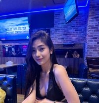 Sweet girl - escort in Tokyo