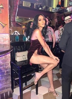 AshleyPrancia - Transsexual escort in Dubai Photo 8 of 25