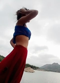 Classy-Dusky Beauty - Transsexual escort in Bangalore Photo 9 of 13