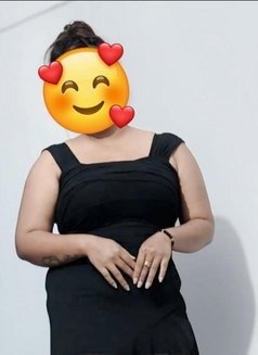 Classy Independent Escort in Gurugram - puta in Gurgaon Photo 1 of 4