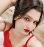 Sexy Shirin - Acompañantes transexual in Pune Photo 3 of 7