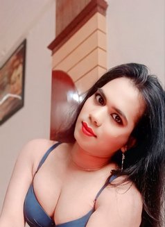 Classy Simmy - Transsexual escort in Rajkot Photo 7 of 15