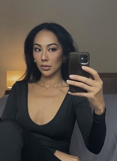 Classy Sonya - escort in Singapore Photo 6 of 9