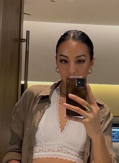 Classy Sonya - escort in Singapore Photo 8 of 9