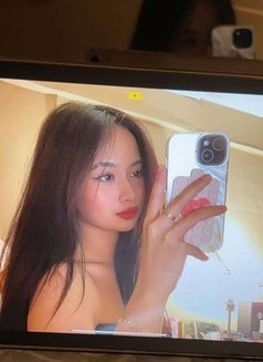 Classyescort - puta in Pasig Photo 1 of 5