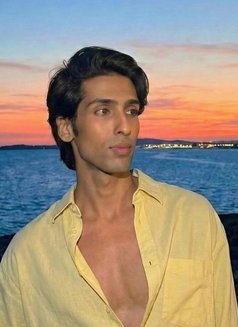 Classysugarbaby - Male escort in Mumbai Photo 2 of 4