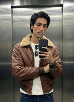 Classysugarbaby - Male escort in Mumbai Photo 5 of 5