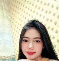 Claudia - puta in Jakarta